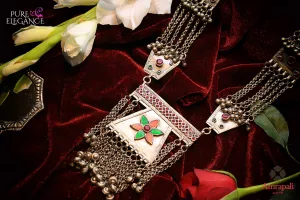 20B696 Silver Multichain Glass Necklace with Silver Beads