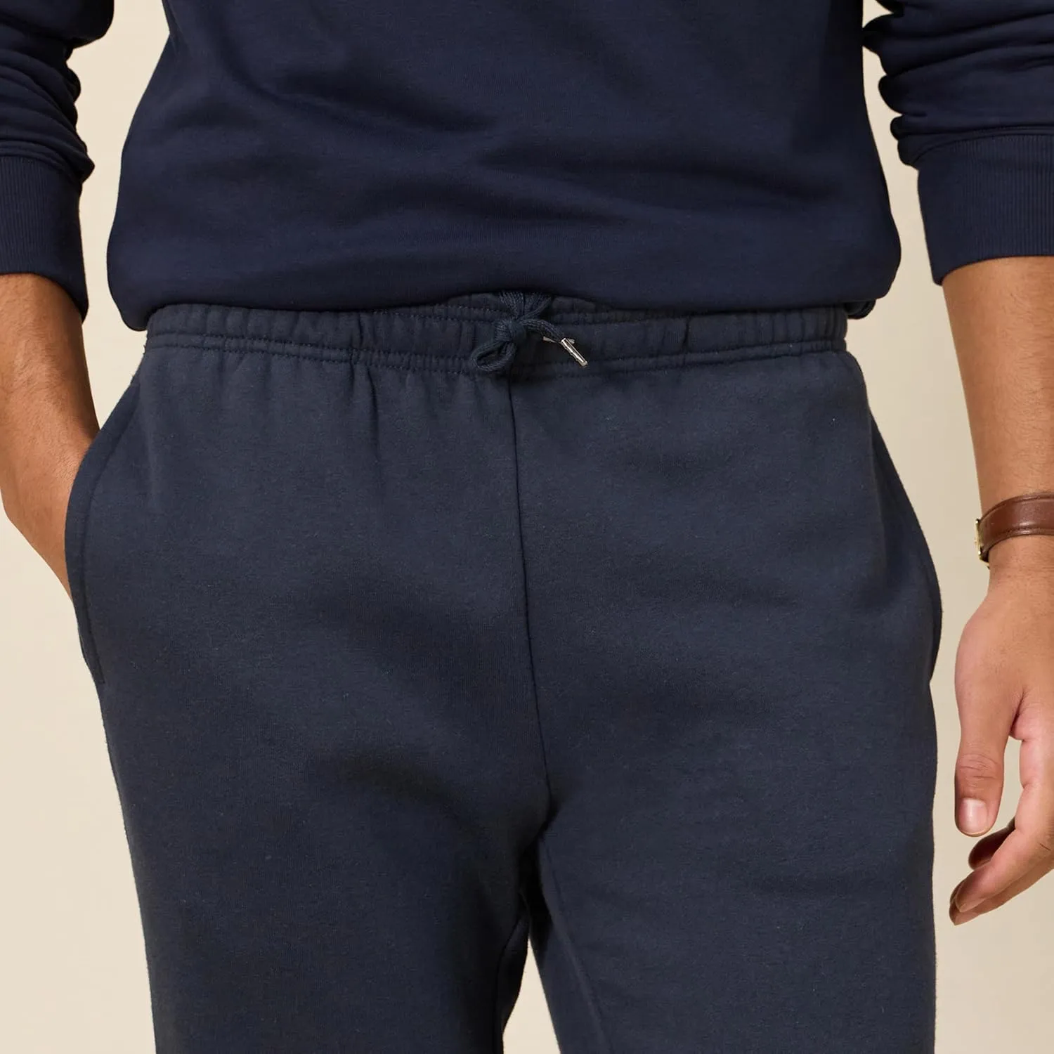 Amazon Essentials Men's Joggers Sweatpants, Fleece, Comfortable Fit