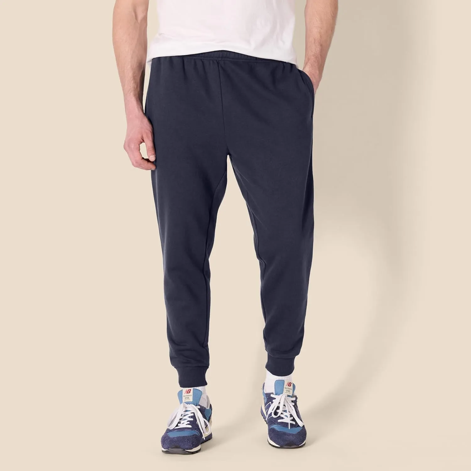 Amazon Essentials Men's Joggers Sweatpants, Fleece, Comfortable Fit