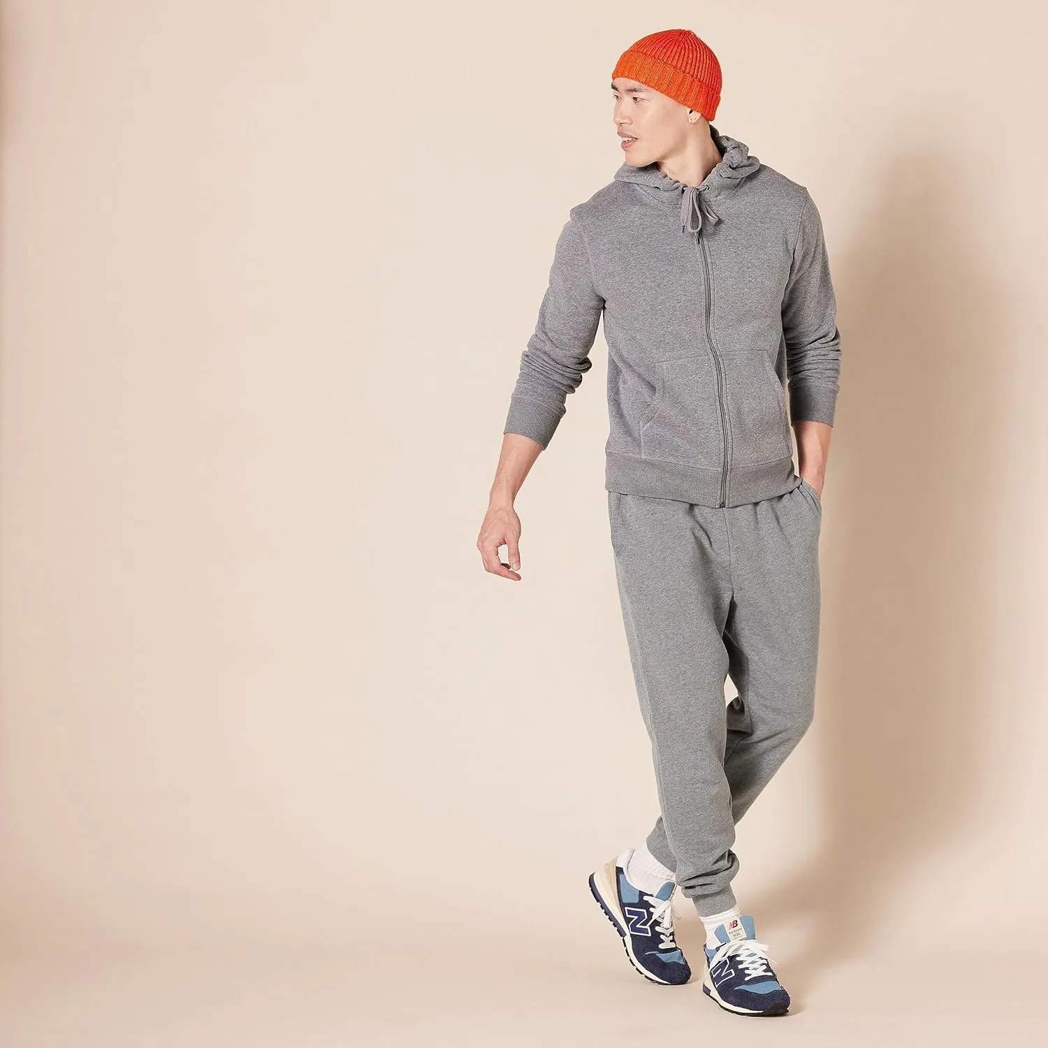 Amazon Essentials Men's Joggers Sweatpants, Fleece, Comfortable Fit