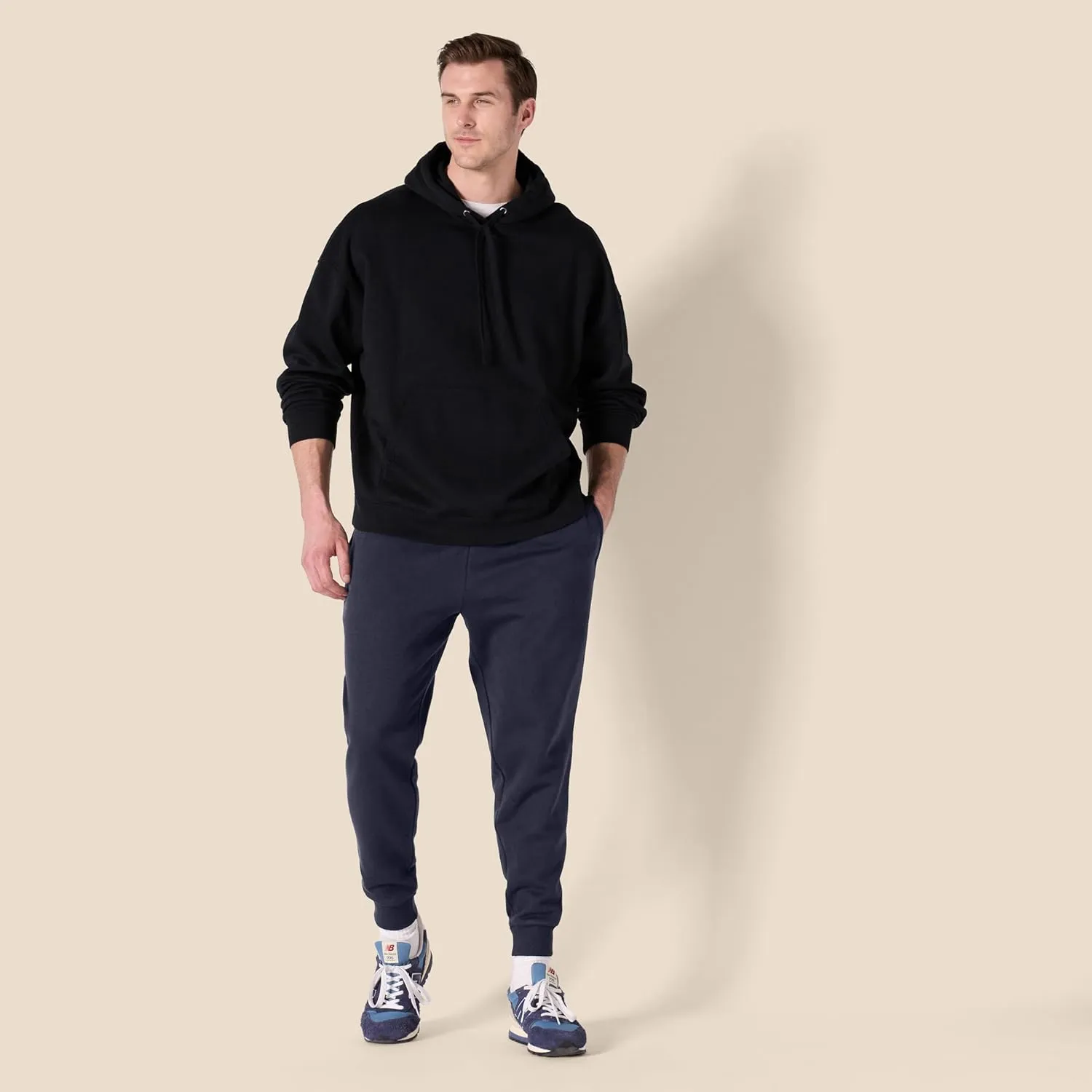 Amazon Essentials Men's Joggers Sweatpants, Fleece, Comfortable Fit