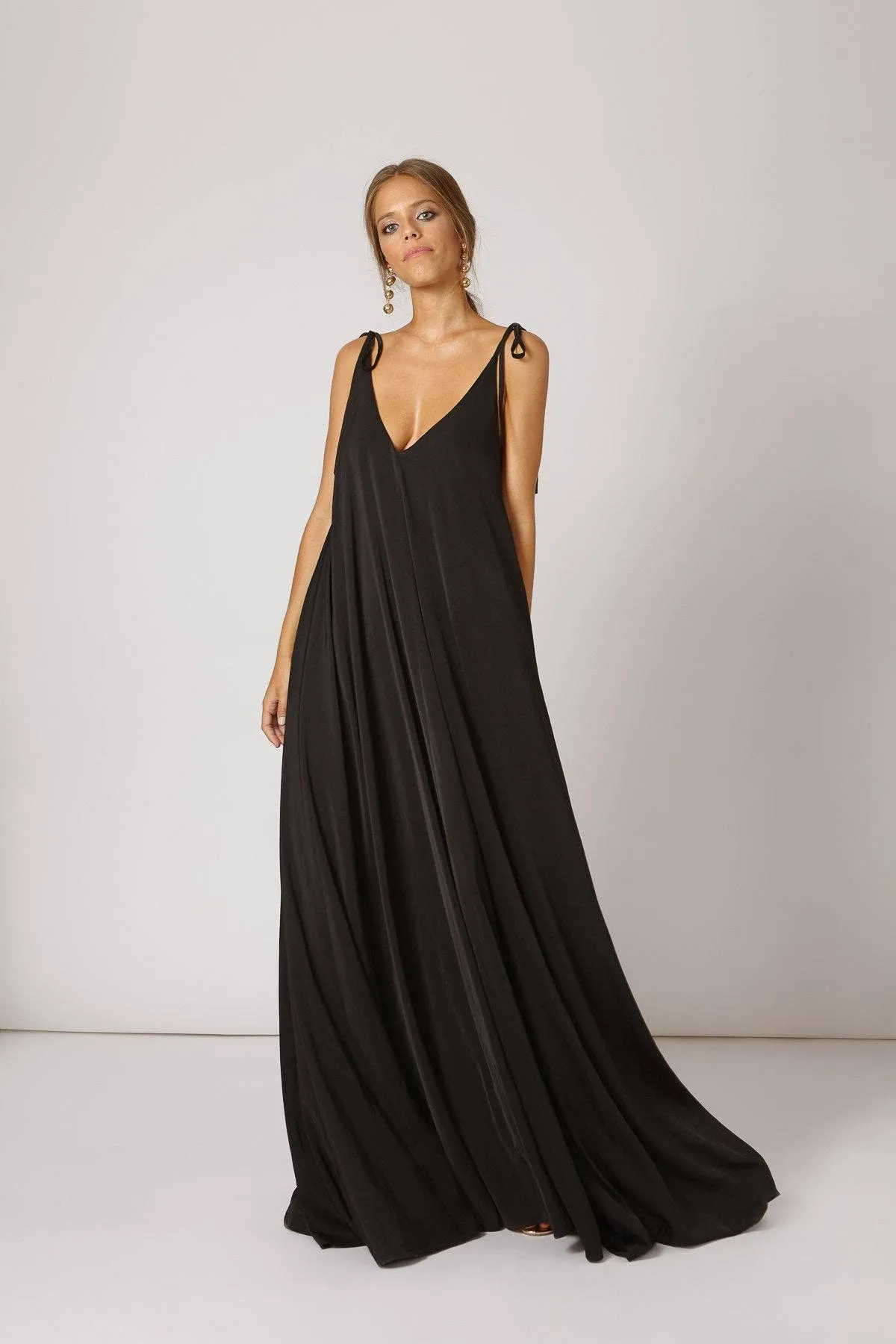 Bruna Pipi Black Dress