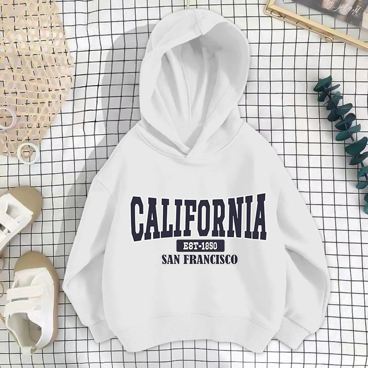 California Hoodies for Girls Graphic Letter Print Pullover Oversized Sweatshirts Long Sleeve Casual Loose Tops Preppy Clothes