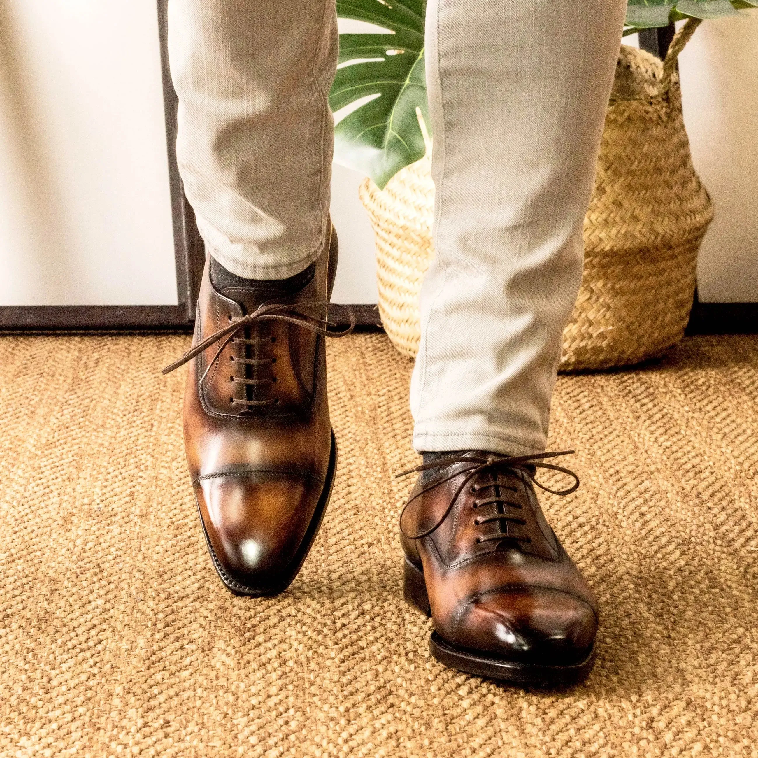 DapperFam Rafael in Fire Men's Hand-Painted Patina Oxford