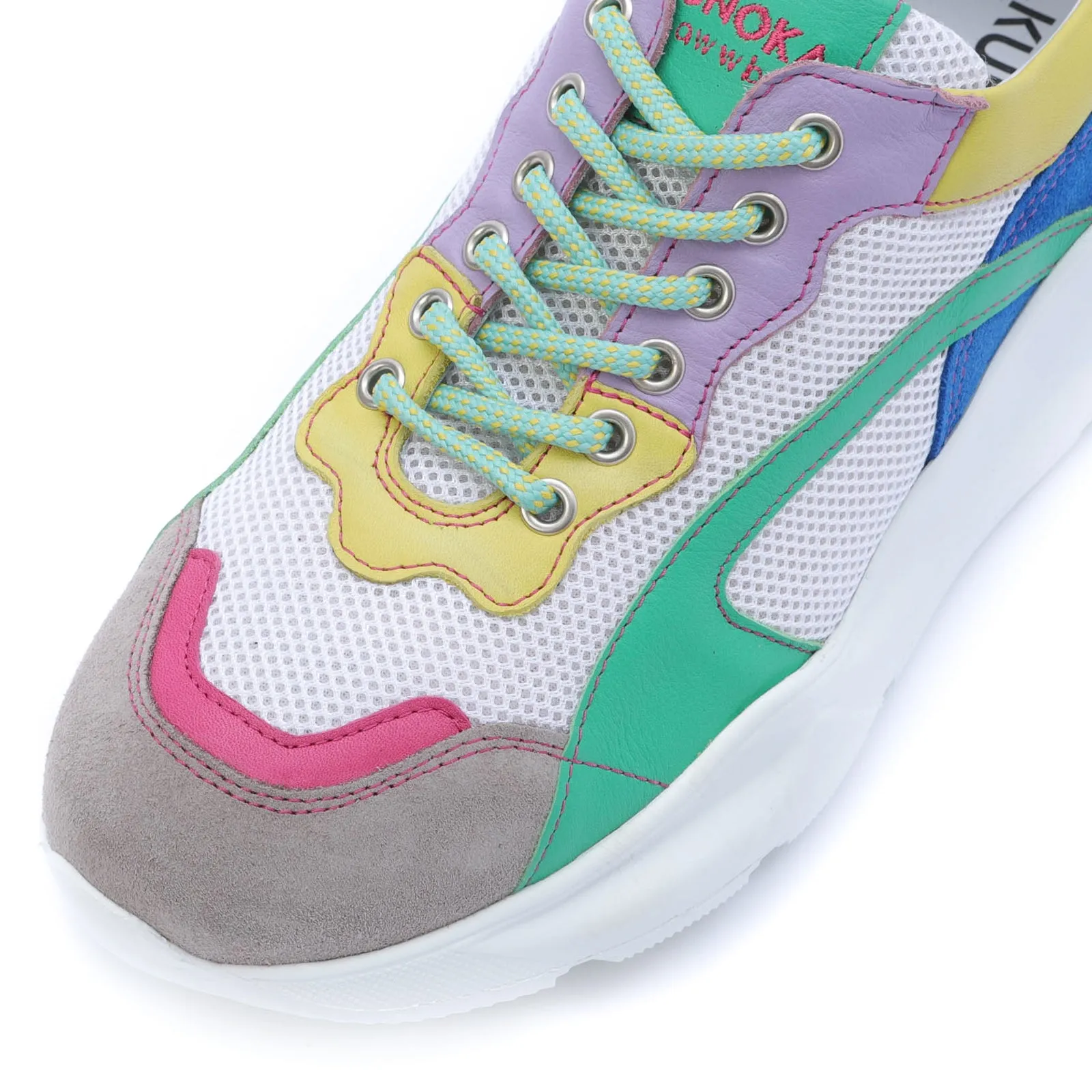 IZZI platform sneaker - bubble gum