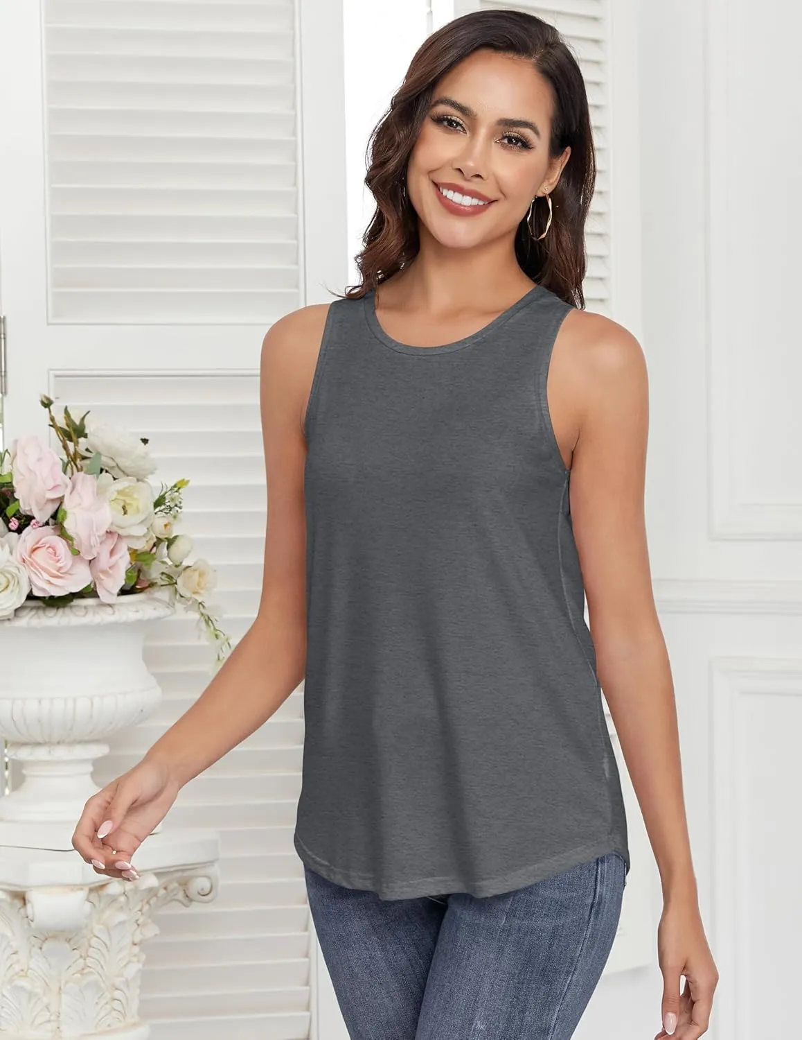 Smile Fish Women Crewneck Flowy Loose Fit Tank Top Sleeveless Summer Tops Shirts