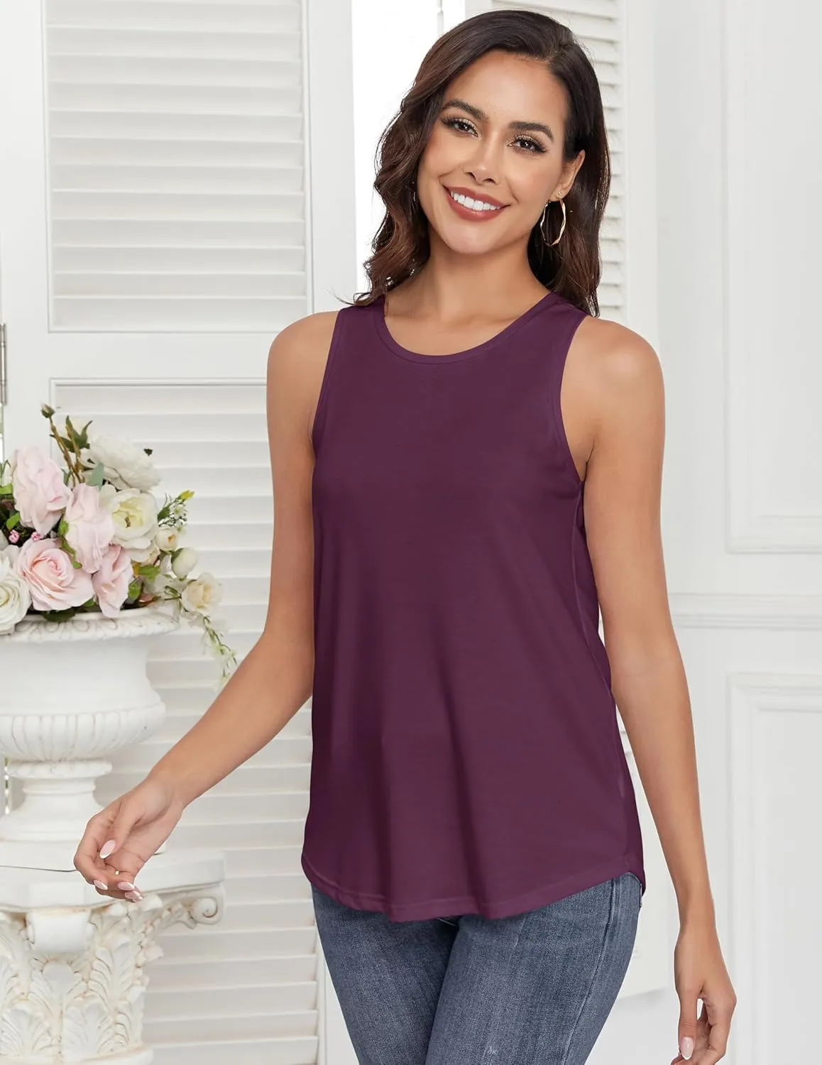 Smile Fish Women Crewneck Flowy Loose Fit Tank Top Sleeveless Summer Tops Shirts