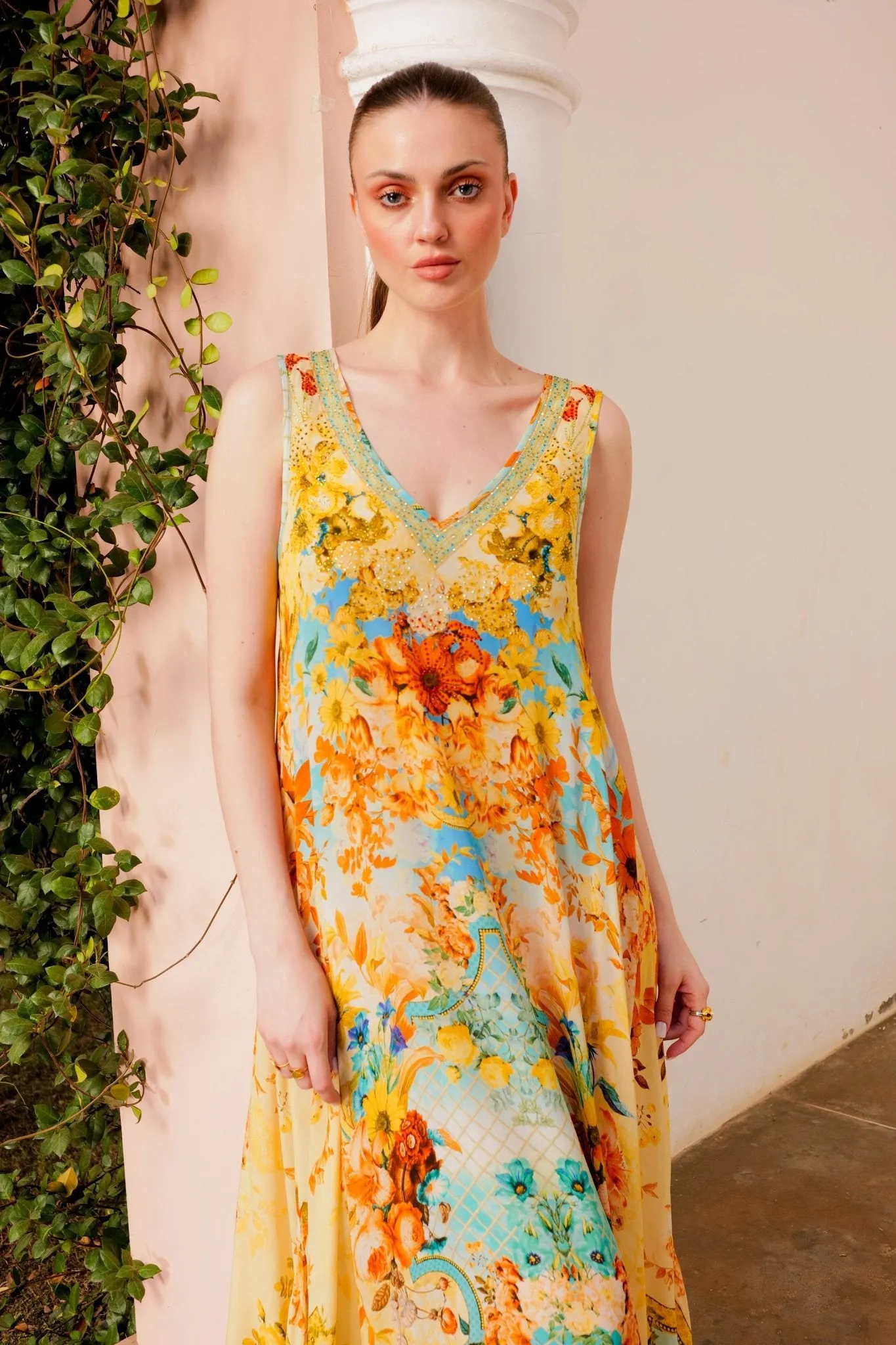 SUMMER GARDEN SLEEVELESS DRESS