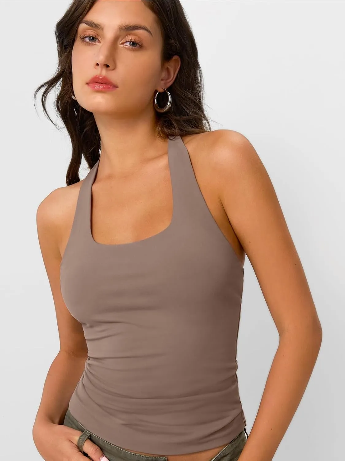 Trendy Queen Halter Tops for Women 2025 Summer Going Out Tops Backless Crop Sleeveless Workout Shirts Cute Y2k Clothes