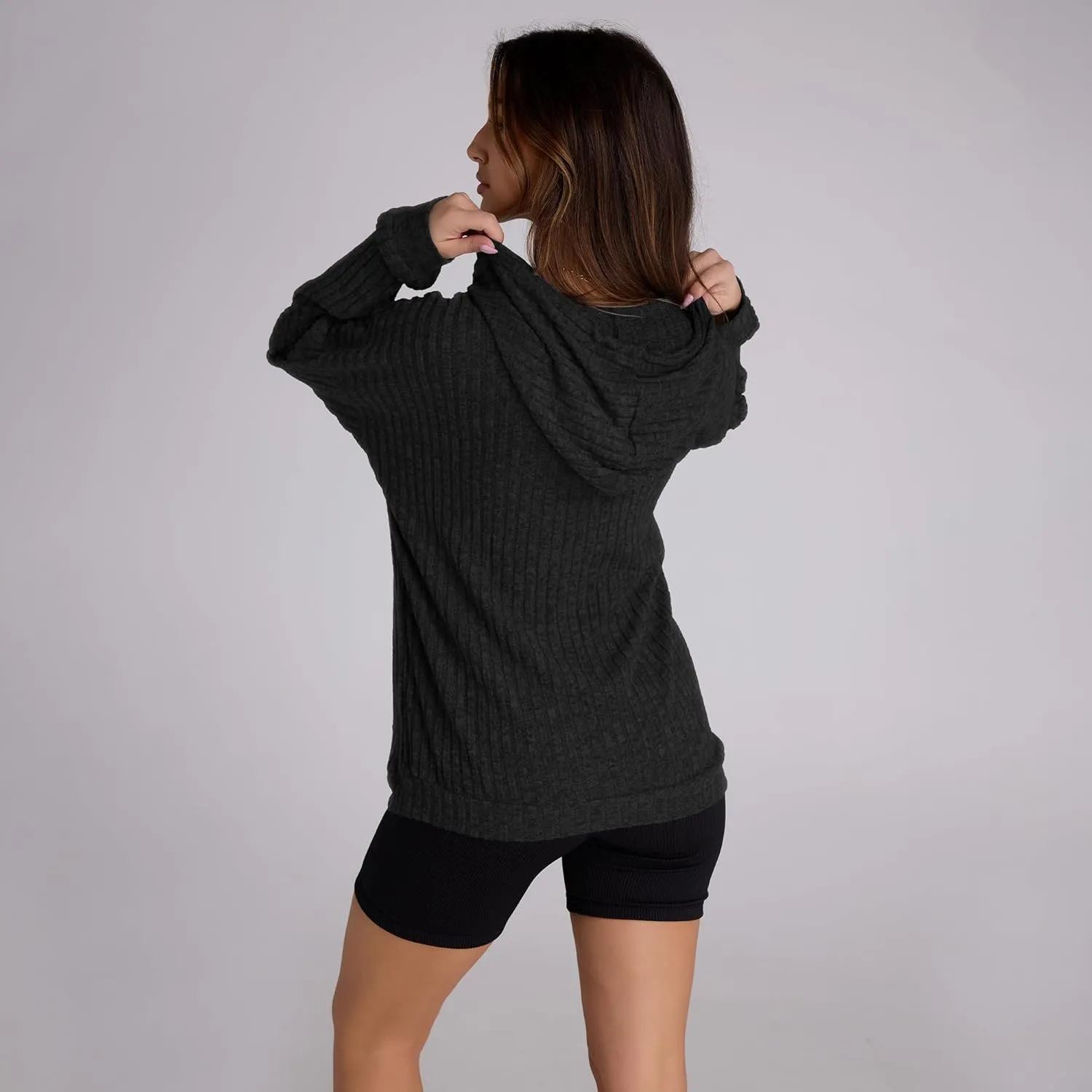 Women Hoodies Oversized Long Sleeve Drawstring Pullover Tops Basic Loose Hooded Sweatshirt with Pocket