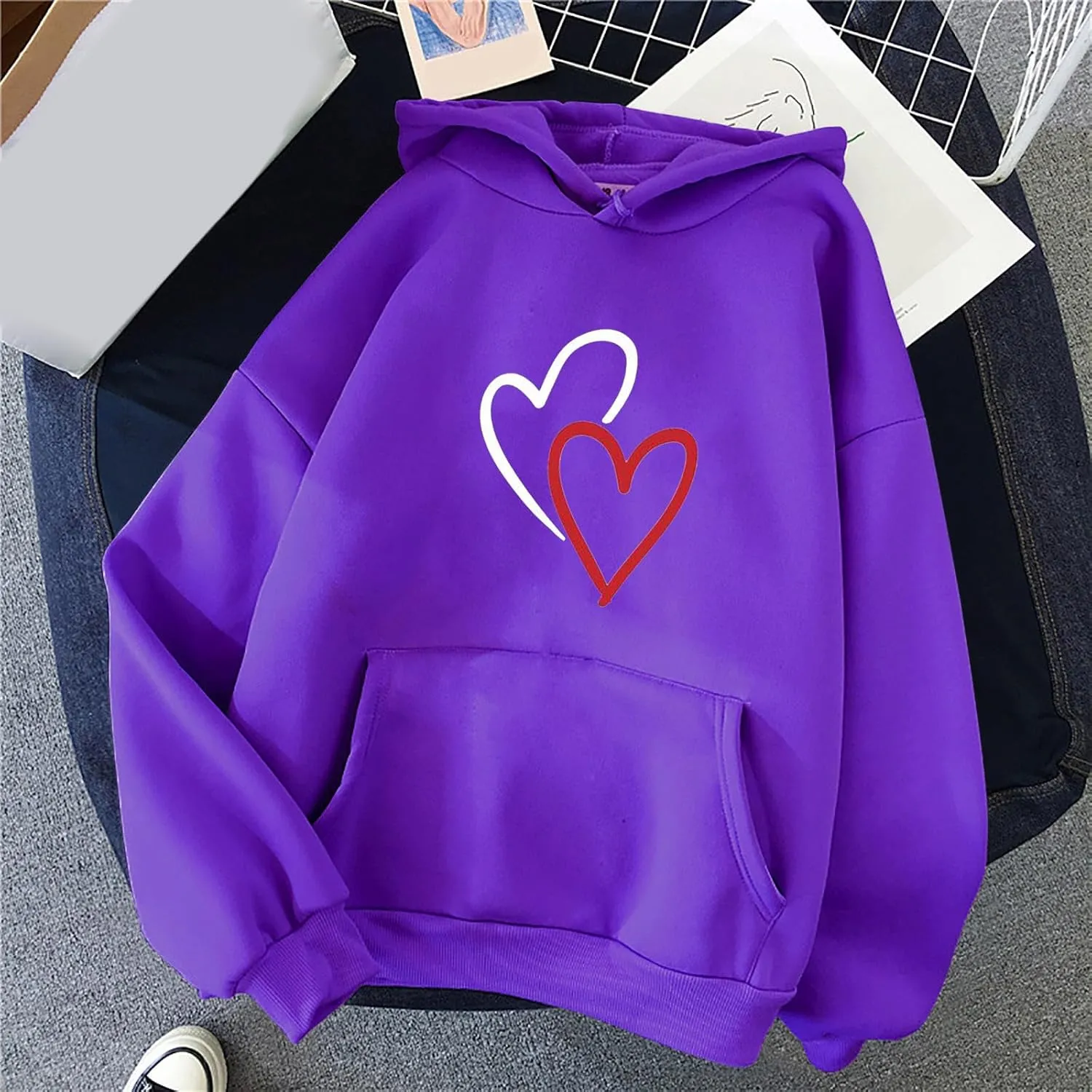Women's Drawstring Hoodie Long Sleeve Heart Print Cute Pullovers Tops Trendy Kangaroo Pocket Casual Sweatshirt