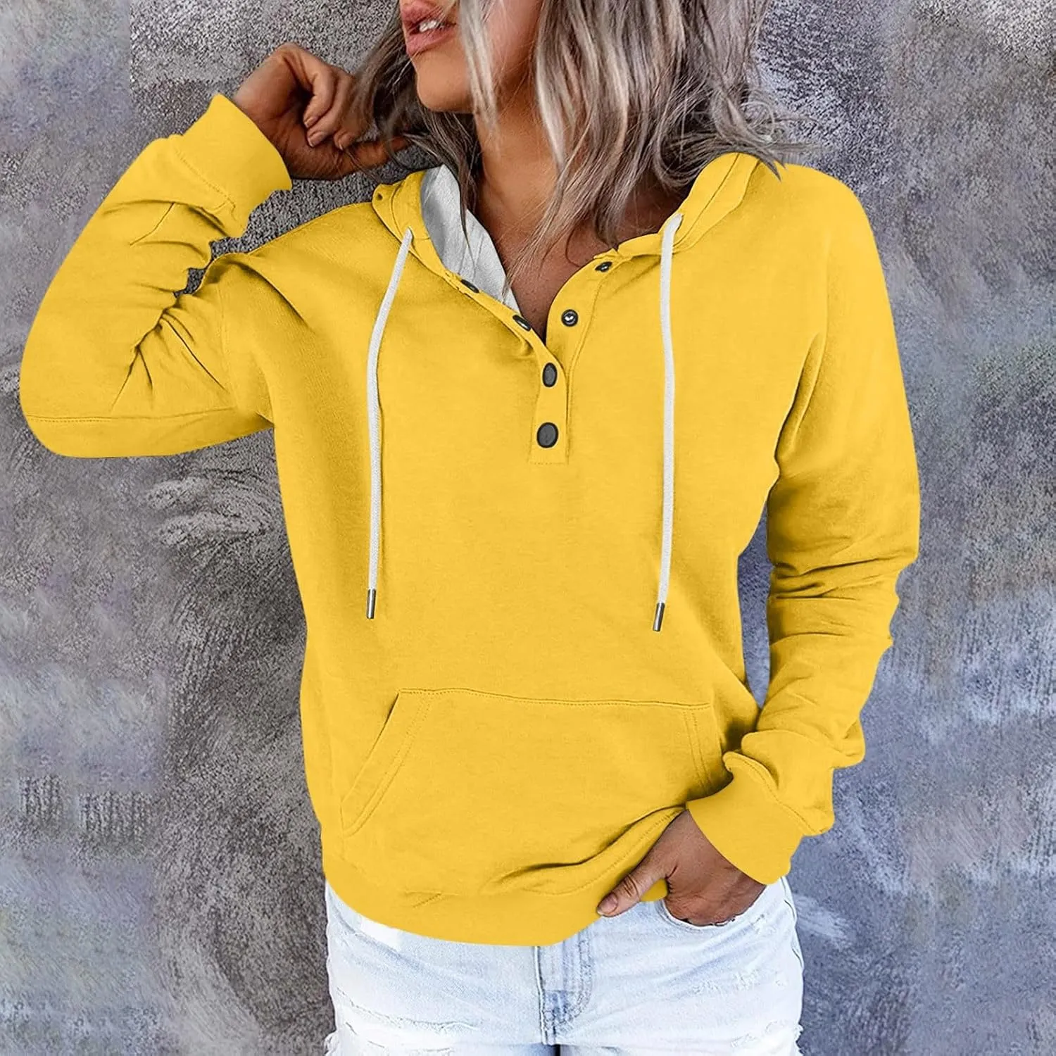 Women's Fashion Hoodies & Sweatshirts Trendy Casual Long Sleeve Hoodies Comfy Loose Solid Sweatshirt with Pockets